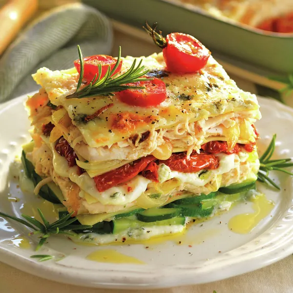 Et stykke gratineret squashlasagne